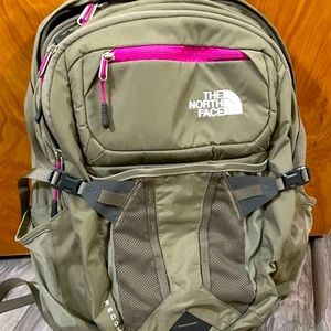 North Face Women’s Recon Backpack!